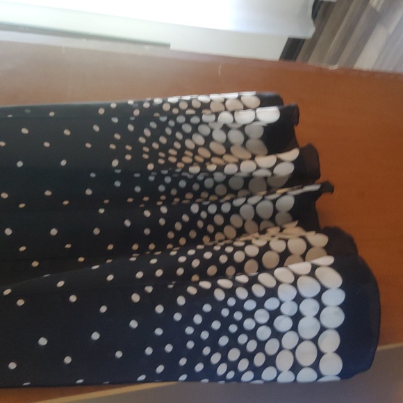 Classic Polka Dot Dress - Picture 3 of 11